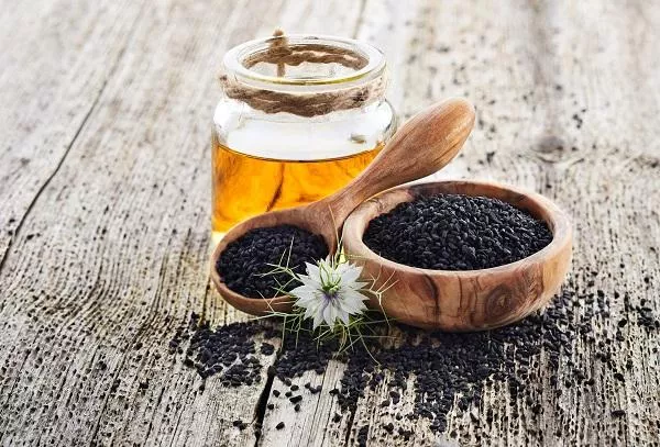 Kako uporabljati olje črne kumine: kombinacije z drugimi začimbami, najboljši recepti. Nasveti za izbiro črne kumine